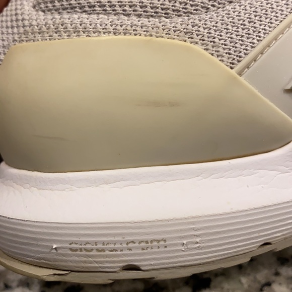 Adidas Cloud Foam Silver-Gray-White Running Shoes - Picture 7 of 16